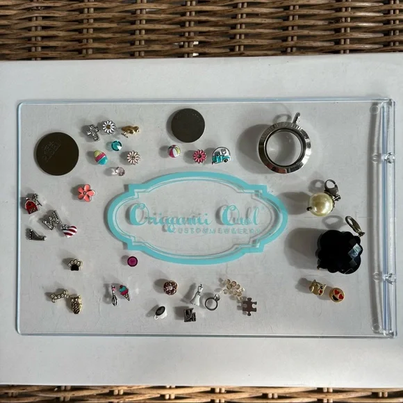 Origami Owl | Jewelry | Origami Owl Bundle | Poshmark display picture 1